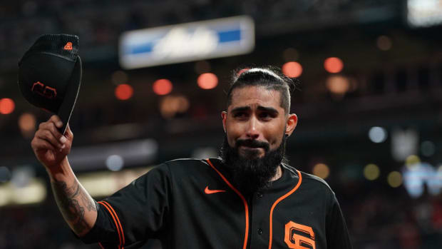Sergio Romo se despide del diamante con San Francisco Giants